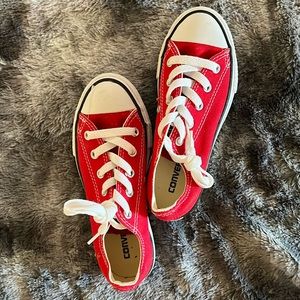 New Converse Unisex-Youth Chuck Taylor All Star Canvas Low Top Sneaker Red sz 13